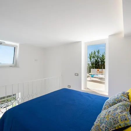 Yourhome - Casa Lucente Apartmán *