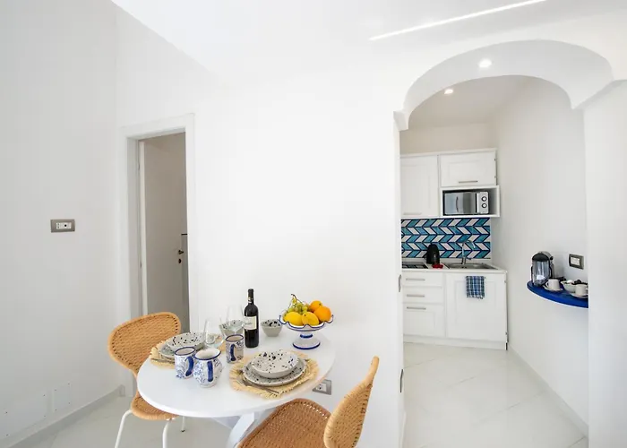 Yourhome - Casa Lucente * Позитано