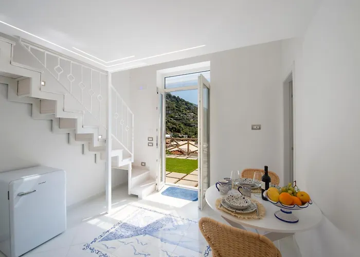 Yourhome - Casa Lucente * Позитано